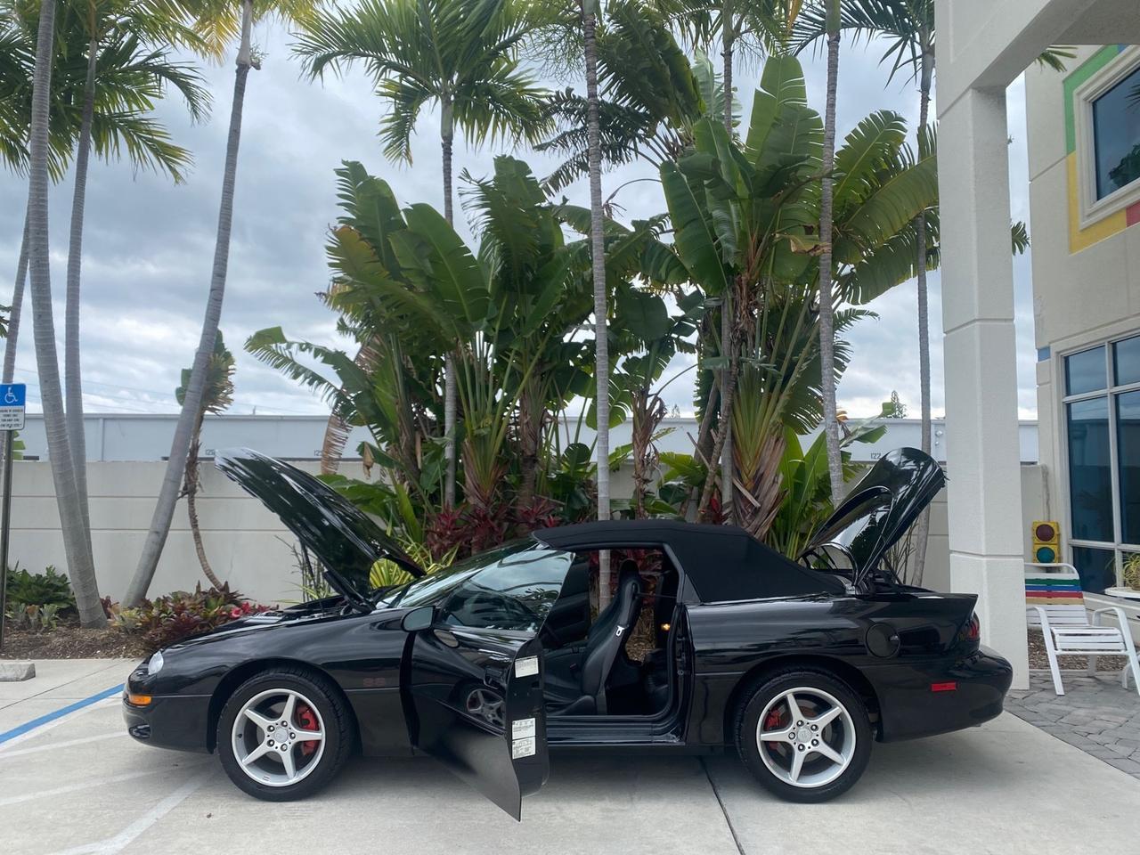 2002 Chevrolet Camaro Z28 CONV 6 SPD LOW MILES 29,016 Pompano Beach FL