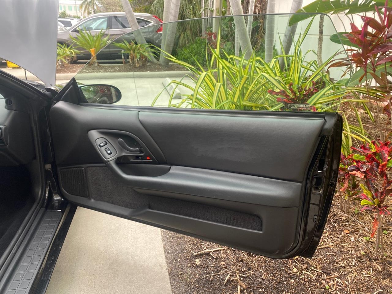 2002 Chevrolet Camaro Z28 CONV 6 SPD LOW MILES 29,016 Pompano Beach FL