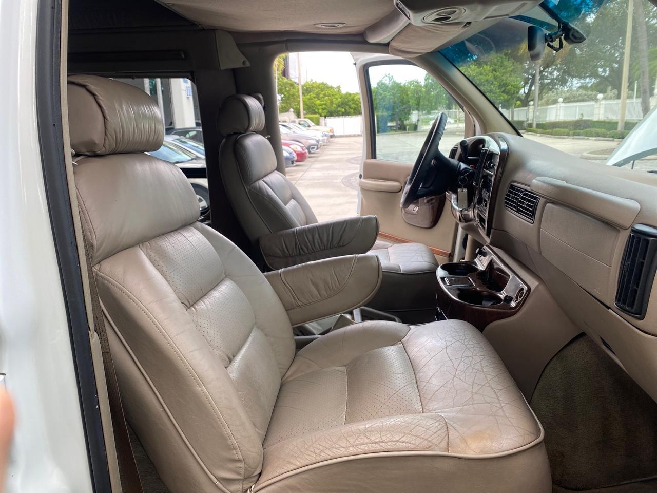 2002 Chevrolet Express Van HI TOP EXPLORER CONV Pompano Beach FL
