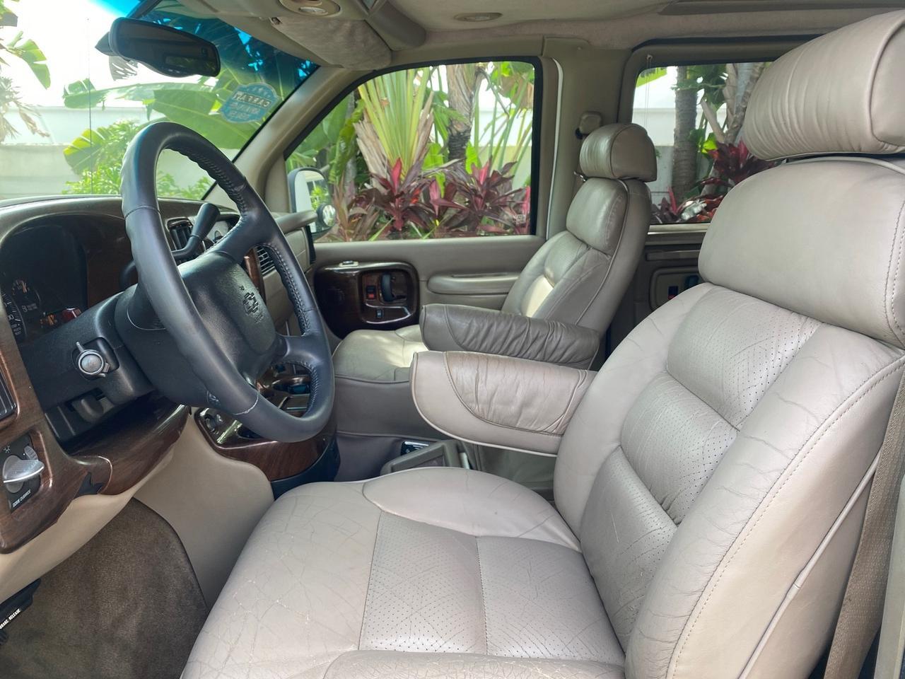 2002 Chevrolet Express Van HI TOP EXPLORER CONV Pompano Beach FL