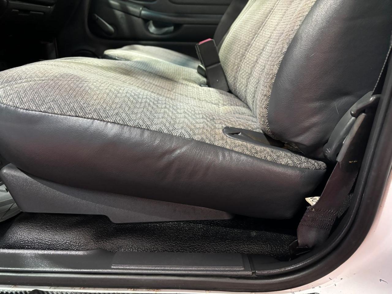 2002 Chevrolet S-10 Ext. Cab Franklin OH
