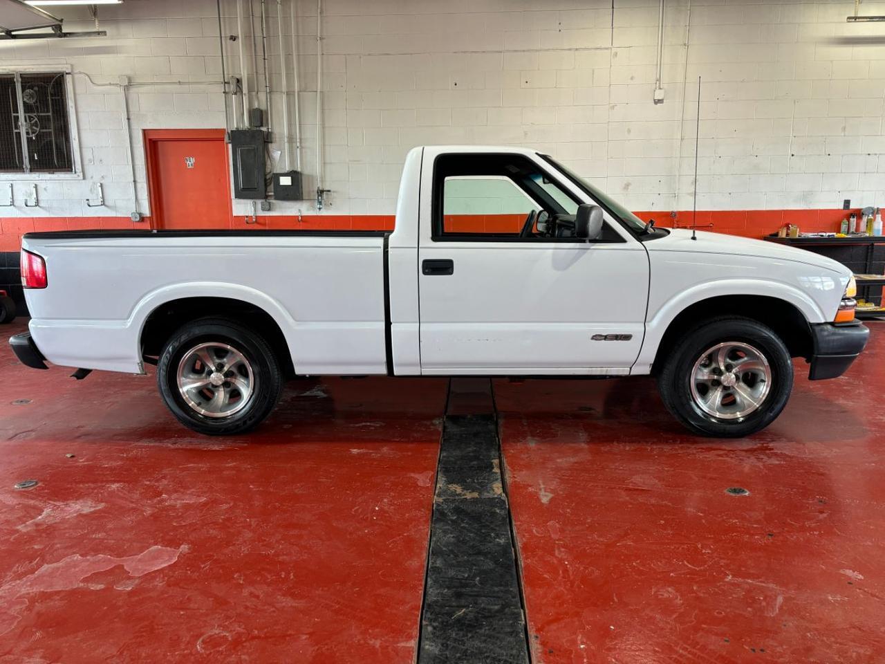 2002 Chevrolet S-10 RWD