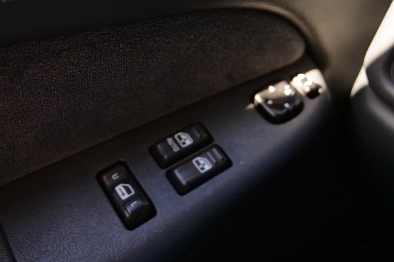 2002 Chevrolet Silverado 1500 LS / 5.3L V8 / Power Seats! Lincolnton NC