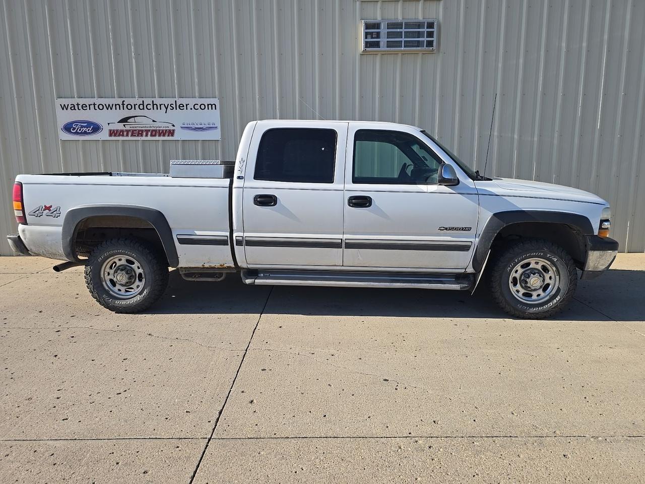 2002 Chevrolet Silverado 1500HD LS