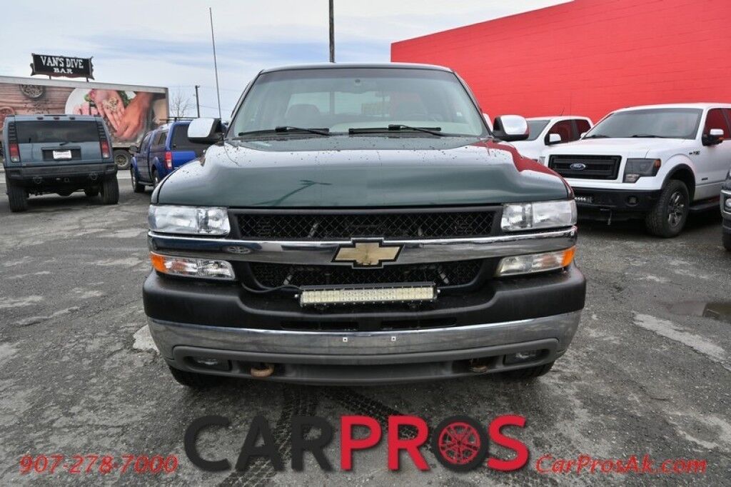 2002 Chevrolet Silverado 2500HD LS - 4X4 - 6.6L Duramax Turbo Diesel - Allison Transmission - Extended Cab - Power Cloth Seats - Power Windows & Locks - Keyless Entry - Kenwood w/ Bluetooth Radio - A/C - Cruise Control - Bedliner - Tow Pkg - 1 Owner