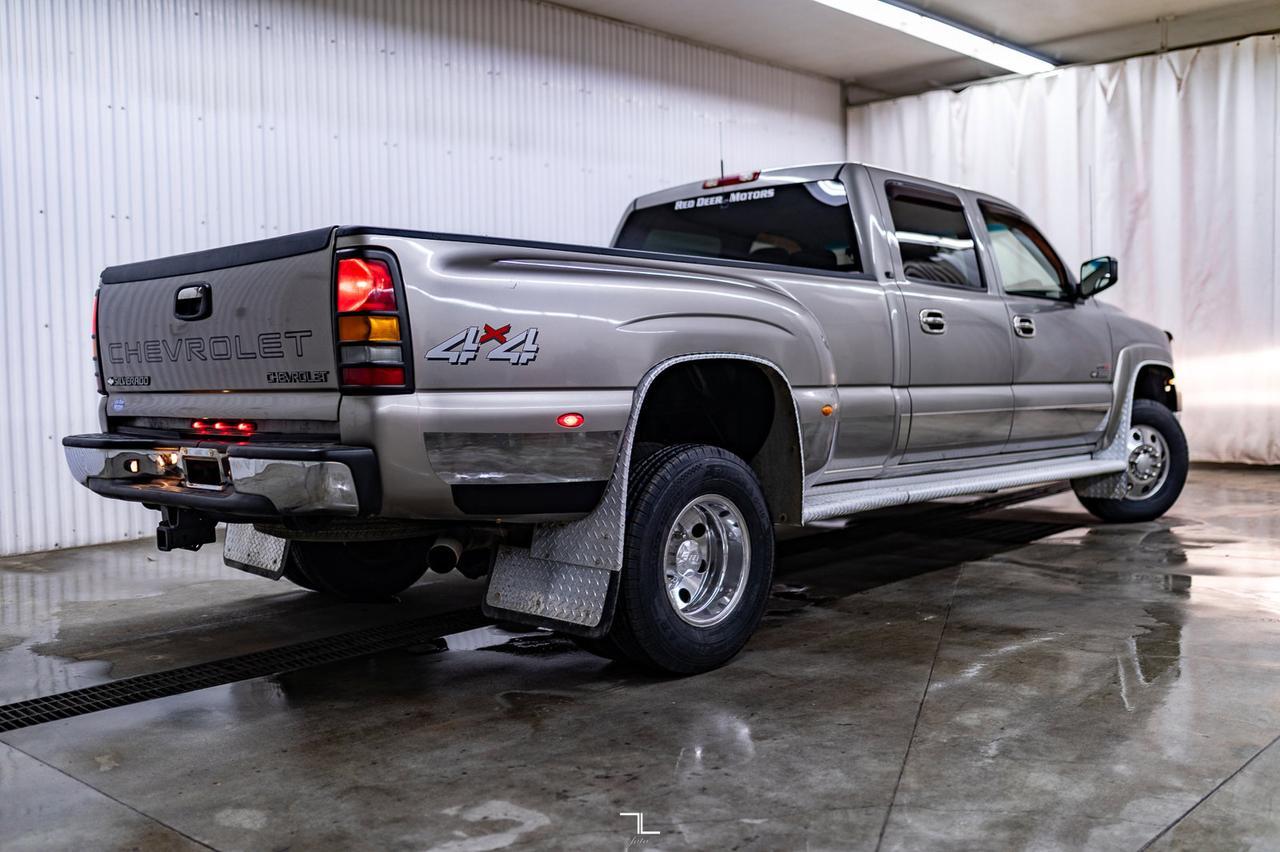 2002 Chevrolet Silverado 3500 4x4 Crew Cab LTZ Diesel Dually Manual Leather Red Deer AB