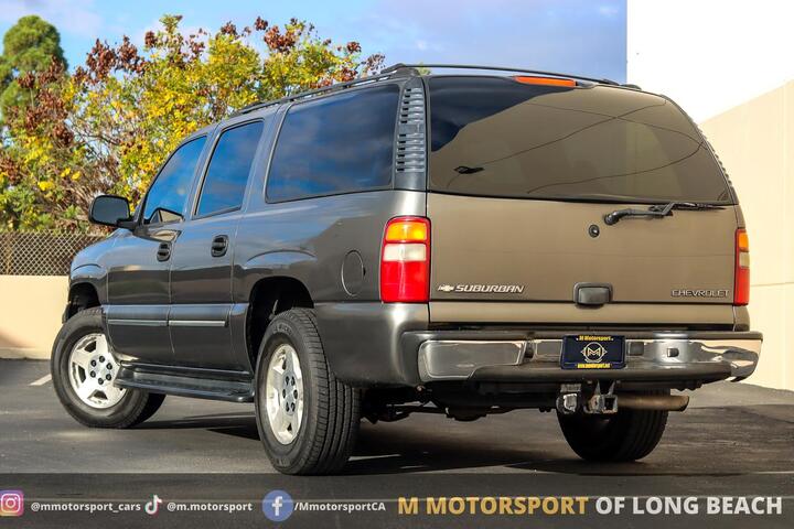 2002 Chevrolet Suburban 1500 photo 4