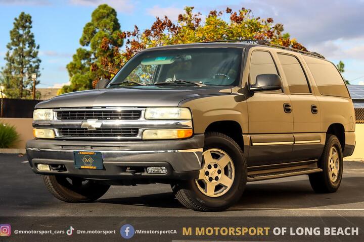 2002 Chevrolet Suburban 1500 photo 3