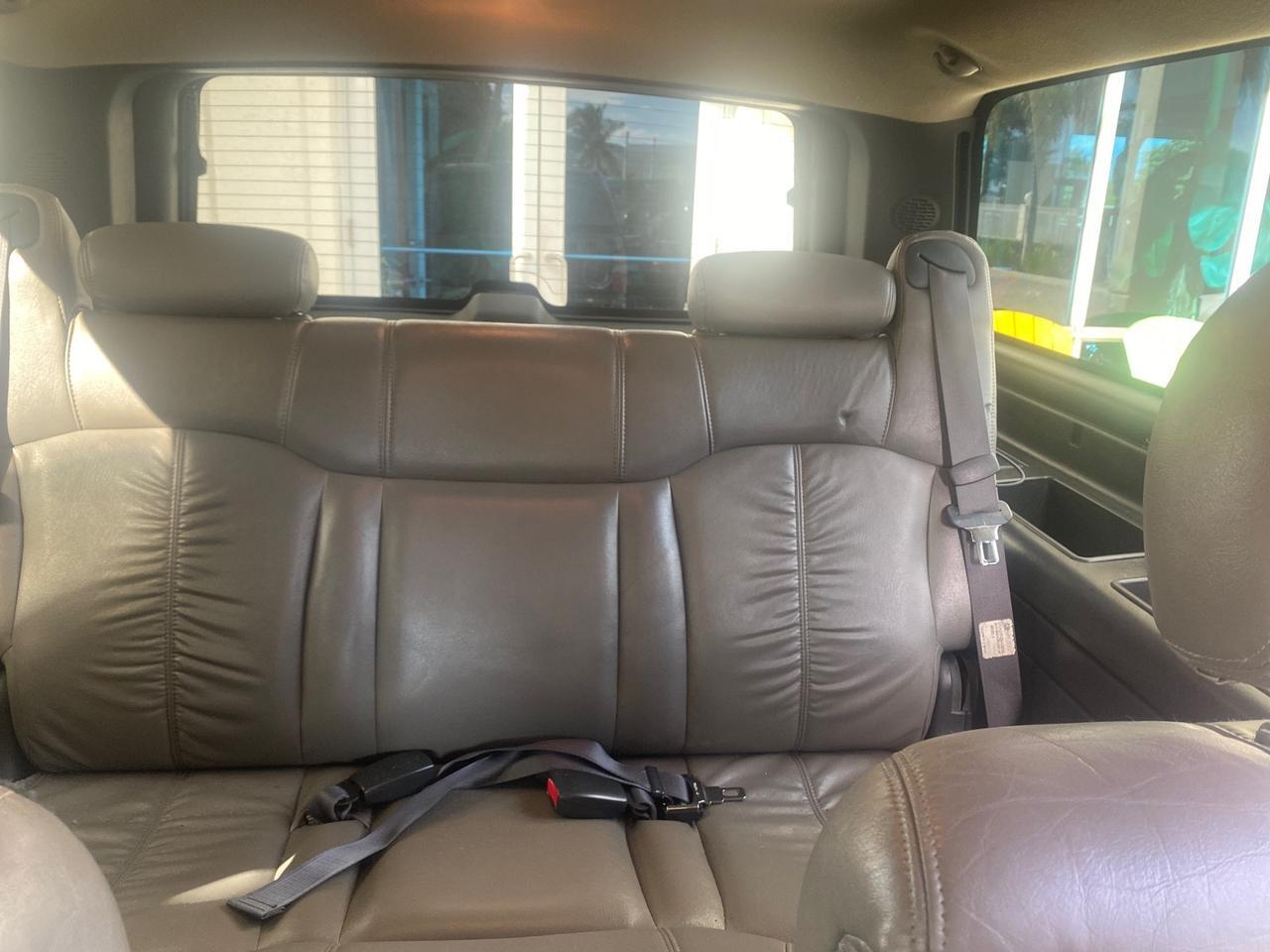2002 Chevrolet Suburban LT LOW MILES 60,399 1 OWNER Pompano Beach FL