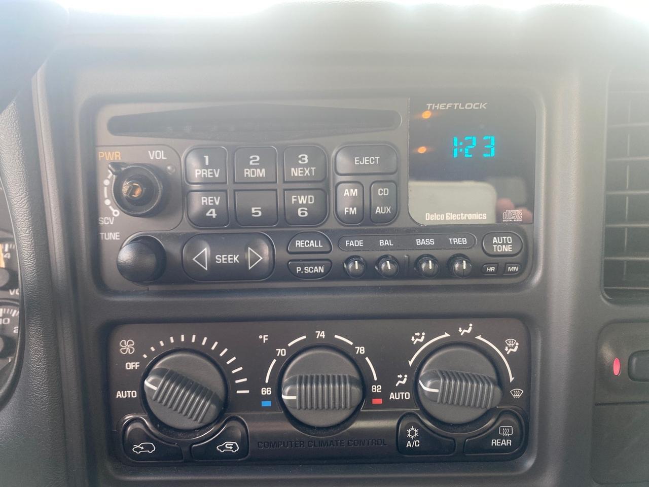 2002 Chevrolet Suburban LT LOW MILES 60,399 1 OWNER Pompano Beach FL