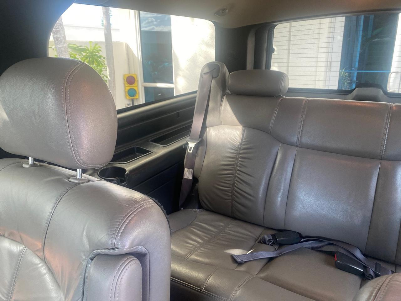 2002 Chevrolet Suburban LT LOW MILES 60,399 1 OWNER Pompano Beach FL