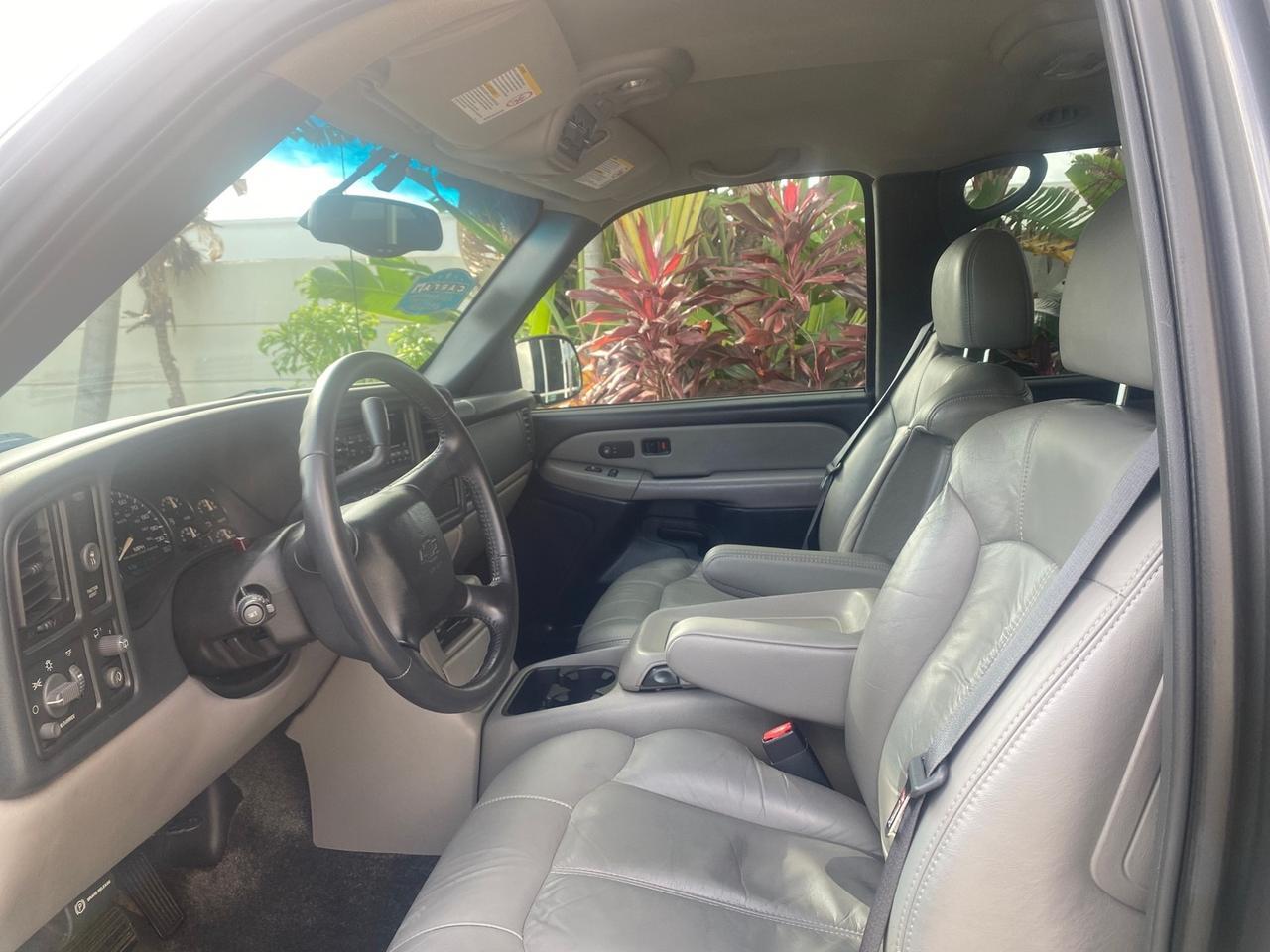 2002 Chevrolet Suburban LT LOW MILES 60,399 1 OWNER Pompano Beach FL