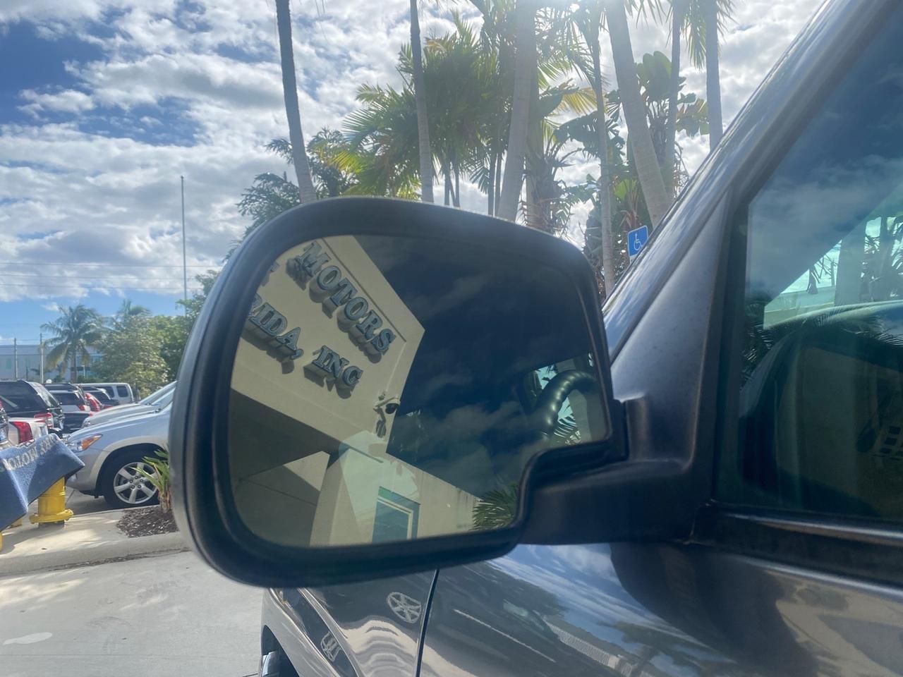 2002 Chevrolet Suburban LT LOW MILES 60,399 1 OWNER Pompano Beach FL