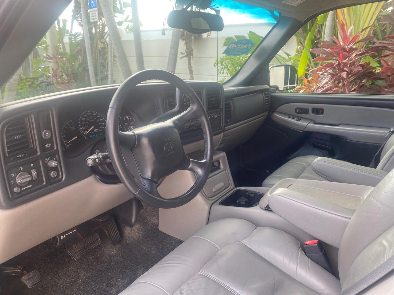 2002 Chevrolet Suburban LT LOW MILES 60,399 1 OWNER Pompano Beach FL