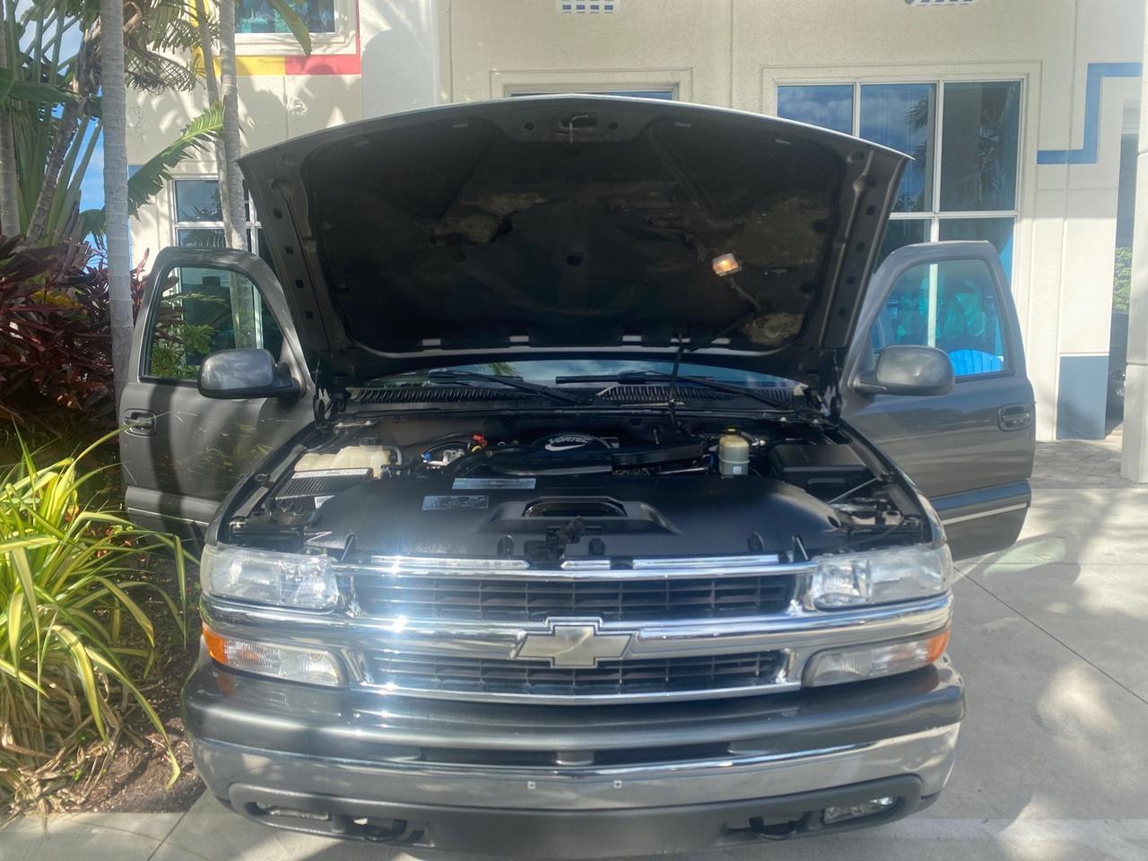 2002 Chevrolet Suburban LT LOW MILES 60,399 1 OWNER Pompano Beach FL