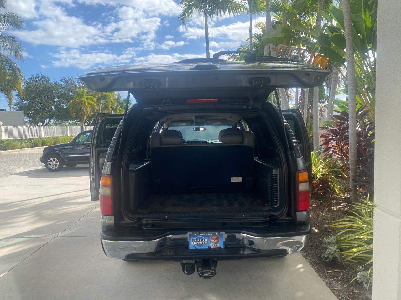 2002 Chevrolet Suburban LT LOW MILES 60,399 1 OWNER Pompano Beach FL