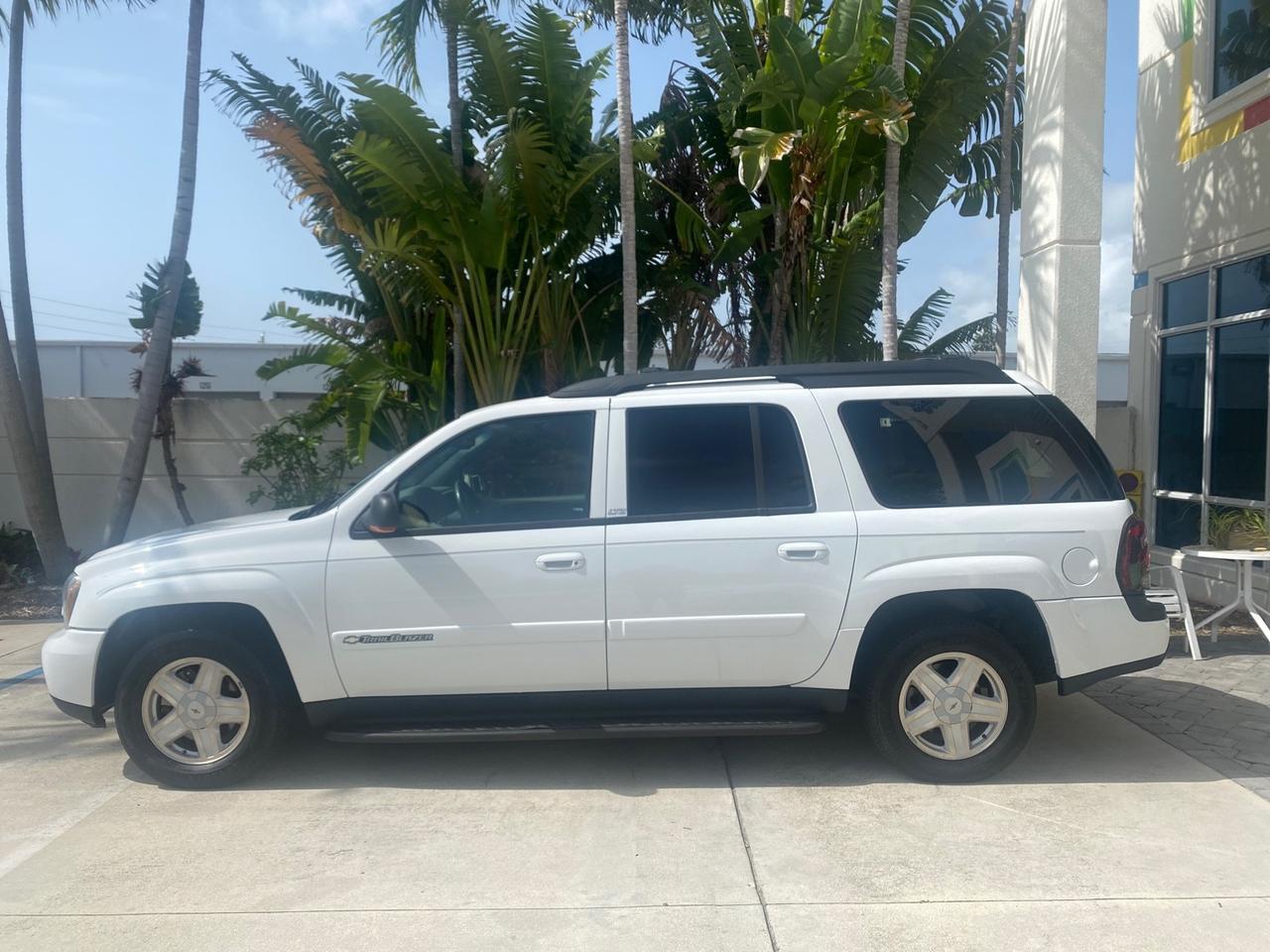 2002 Chevrolet TrailBlazer EXT LT NO ACCIDENTS LOW MILES 69,572 Pompano Beach FL