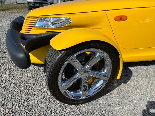 2002 Chrysler Prowler photo 12