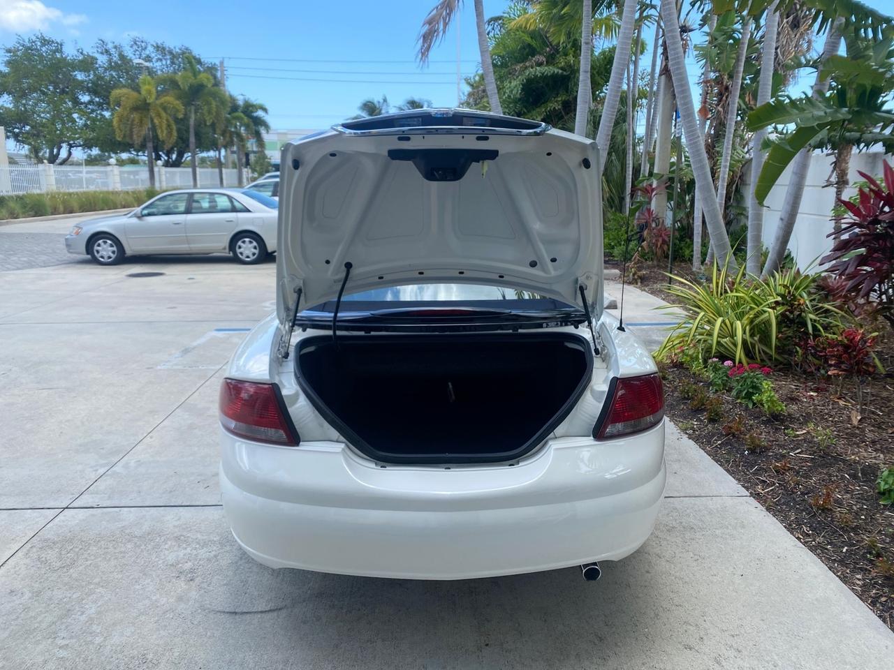 2002 Chrysler Sebring Limited FL LOW MILES 34,440 Pompano Beach FL