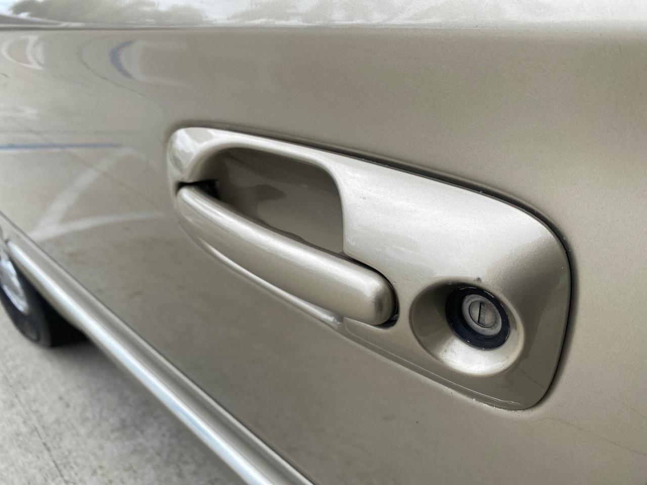 2002 Chrysler Town & Country Limited LOW MILES 54,870 Pompano Beach FL