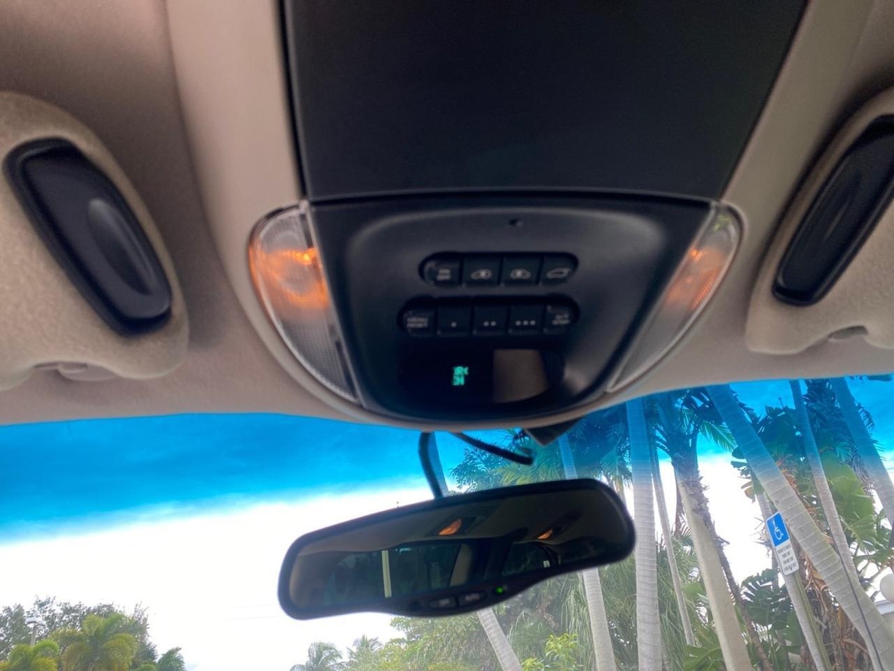 2002 Chrysler Town & Country Limited LOW MILES 54,870 Pompano Beach FL