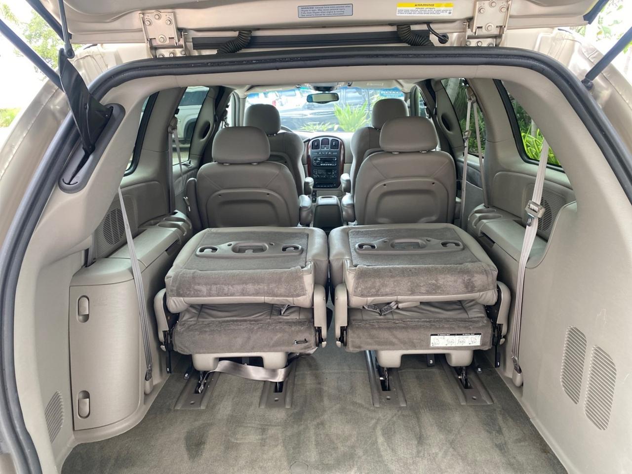 2002 Chrysler Town & Country Limited LOW MILES 54,870 Pompano Beach FL