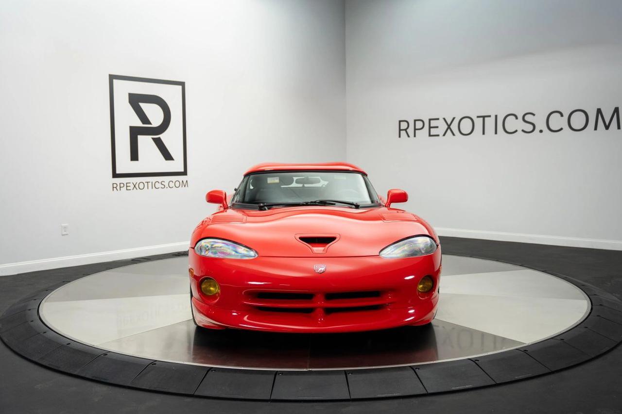 2002 Dodge Viper