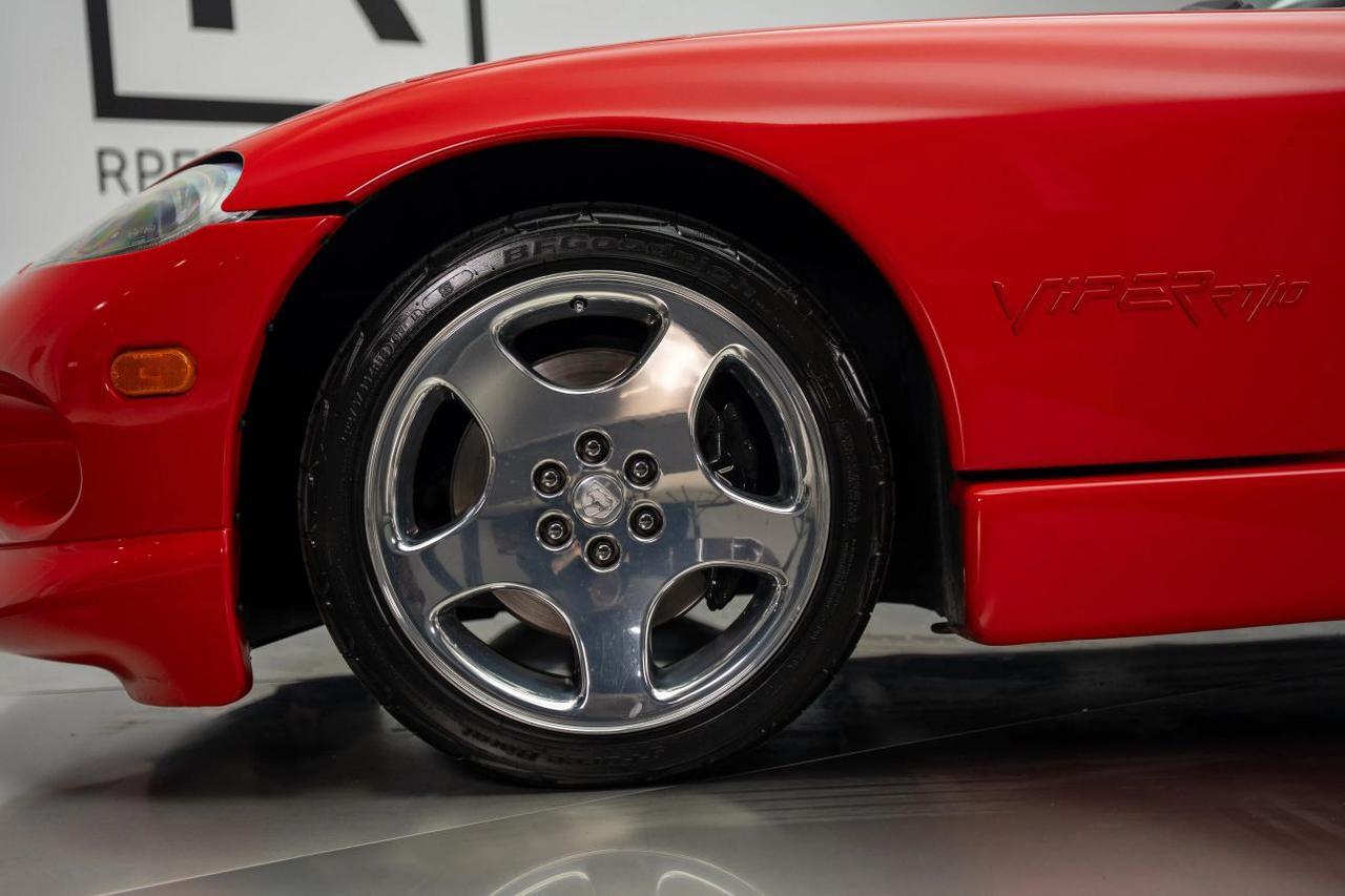 2002 Dodge Viper RT/10 Roadster 2D St. Louis MO