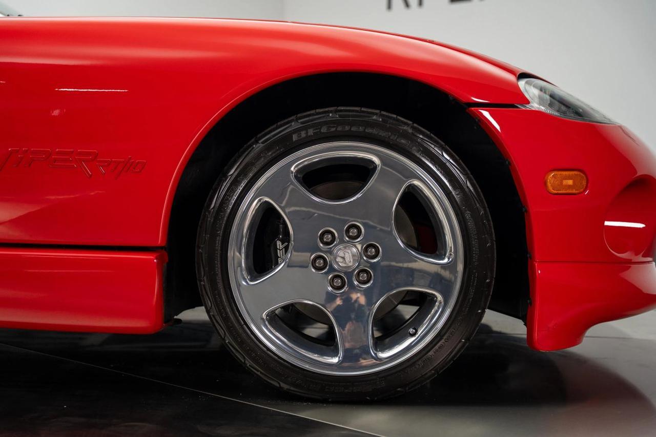 2002 Dodge Viper RT/10 Roadster 2D St. Louis MO