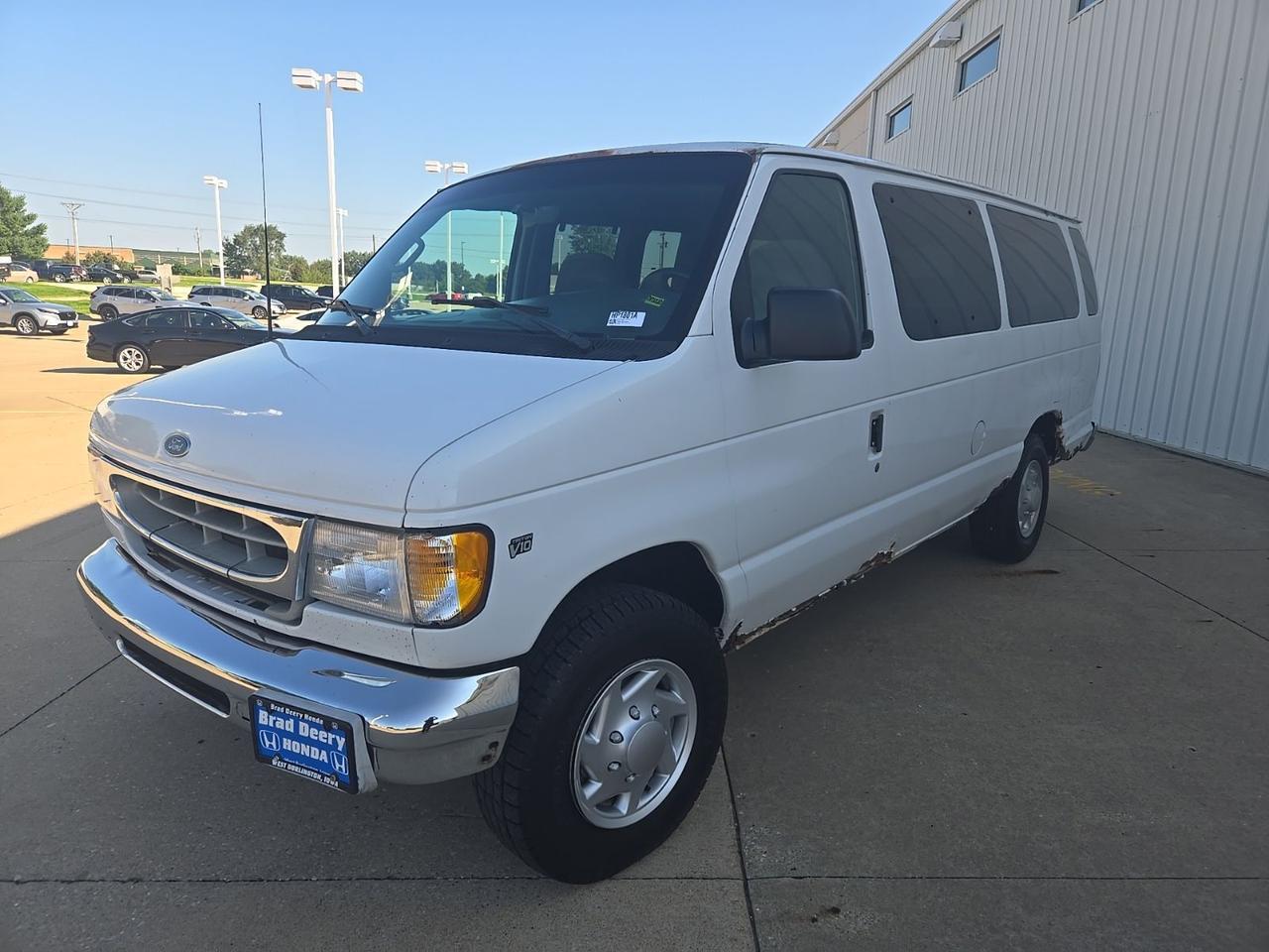 2002 Ford E-350SD XLT West Burlington IA