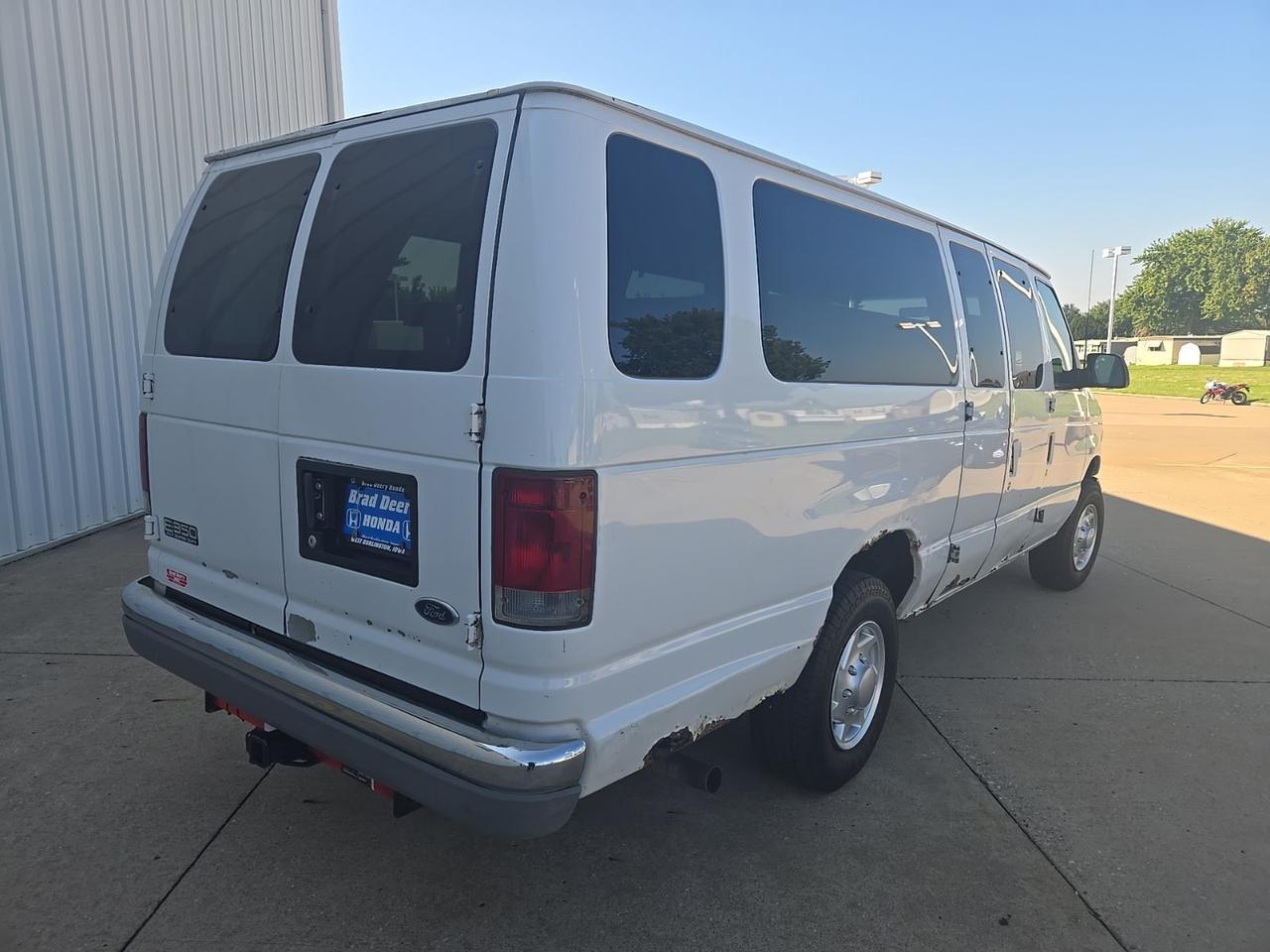 2002 Ford E-350SD XLT West Burlington IA