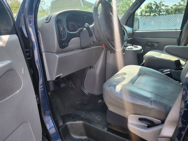 2002 Ford Econoline Wagon E-350 XL Super Duty East Islip NY