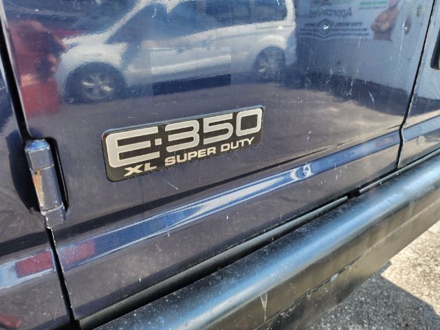 2002 Ford Econoline Wagon E-350 XL Super Duty East Islip NY