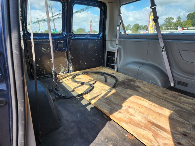 2002 Ford Econoline Wagon E-350 XL Super Duty East Islip NY