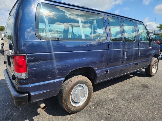 2002 Ford Econoline Wagon E-350 XL Super Duty East Islip NY