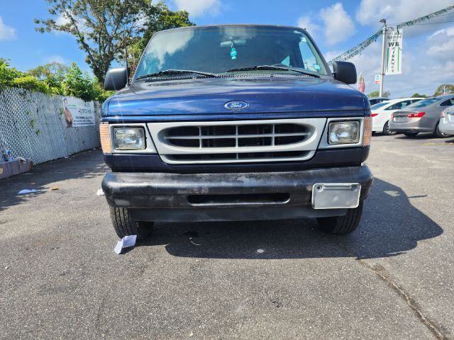 2002 Ford Econoline Wagon E-350 XL Super Duty East Islip NY
