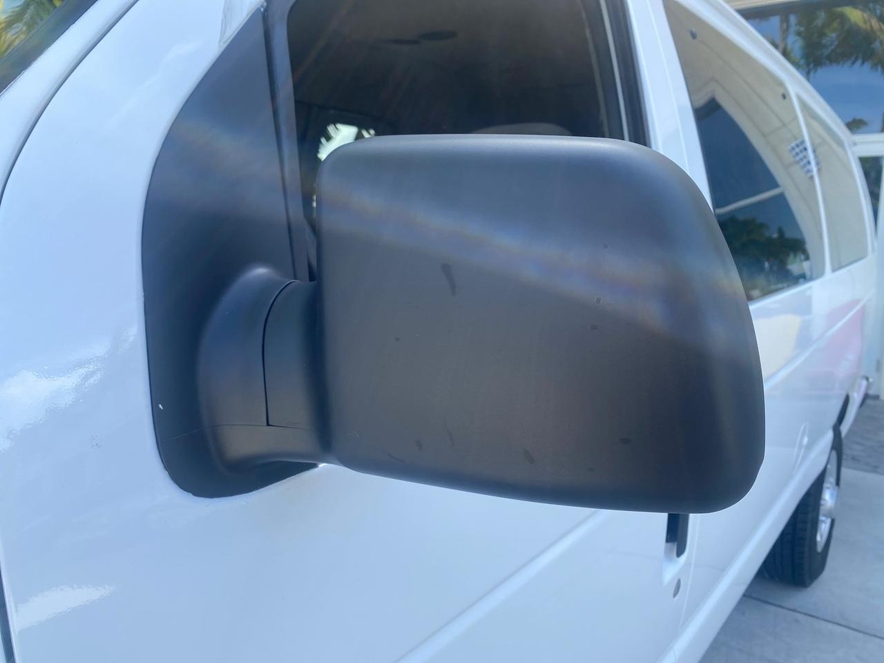 2002 Ford Econoline Wagon XLT 15 PASSENGER FLORIDA Pompano Beach FL
