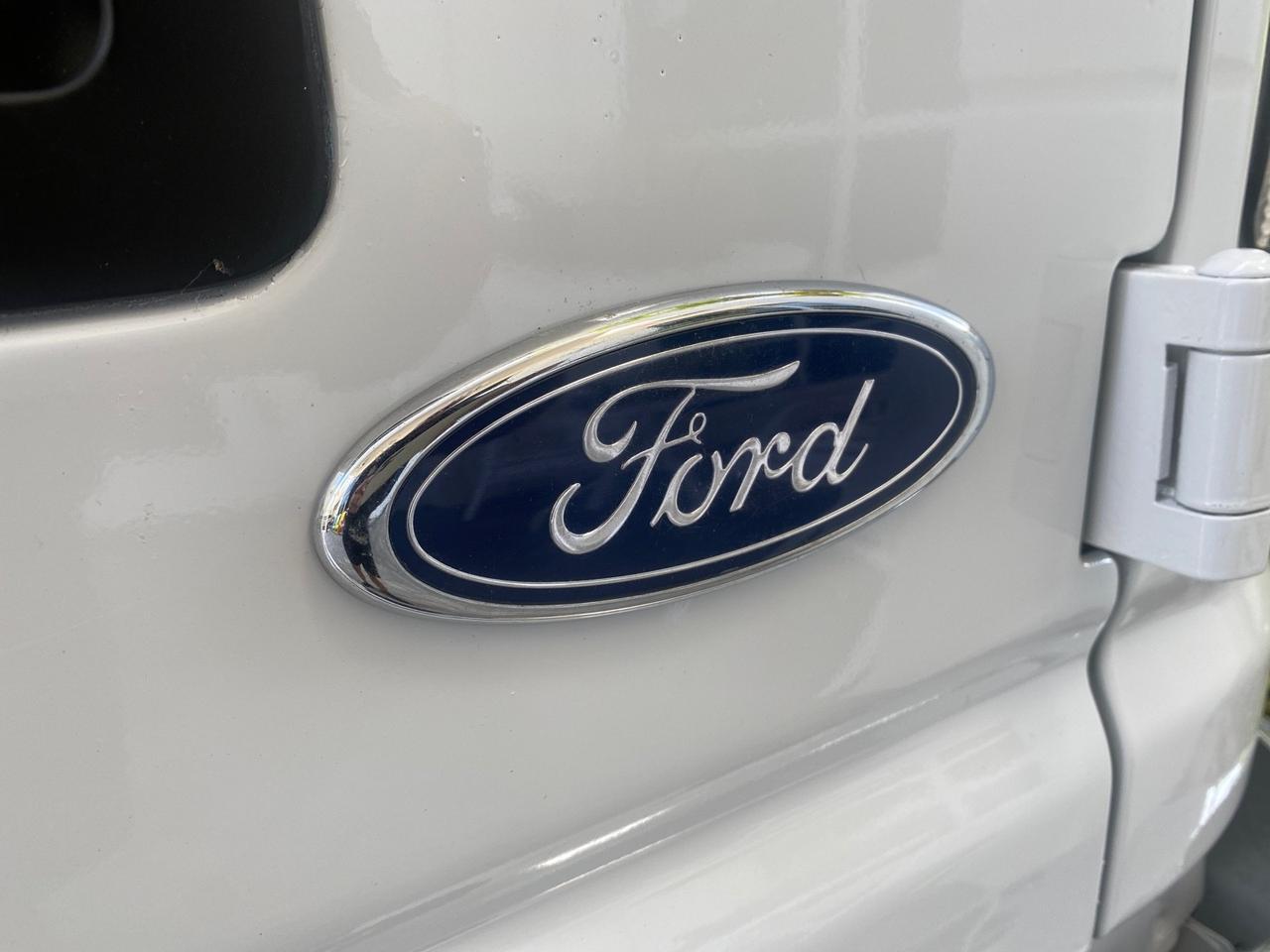 2002 Ford Econoline Wagon XLT 15 PASSENGER FLORIDA Pompano Beach FL