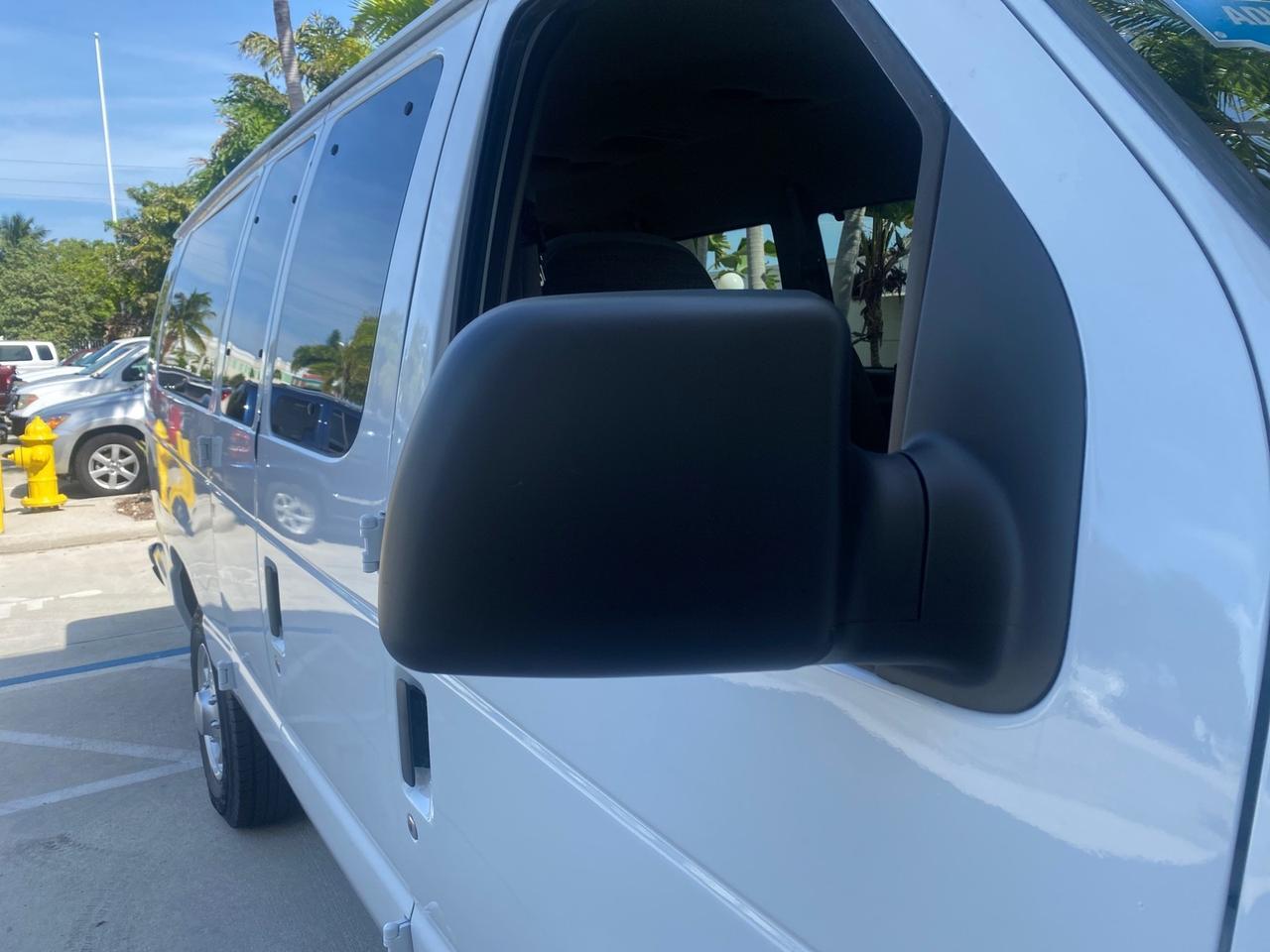 2002 Ford Econoline Wagon XLT 15 PASSENGER FLORIDA Pompano Beach FL