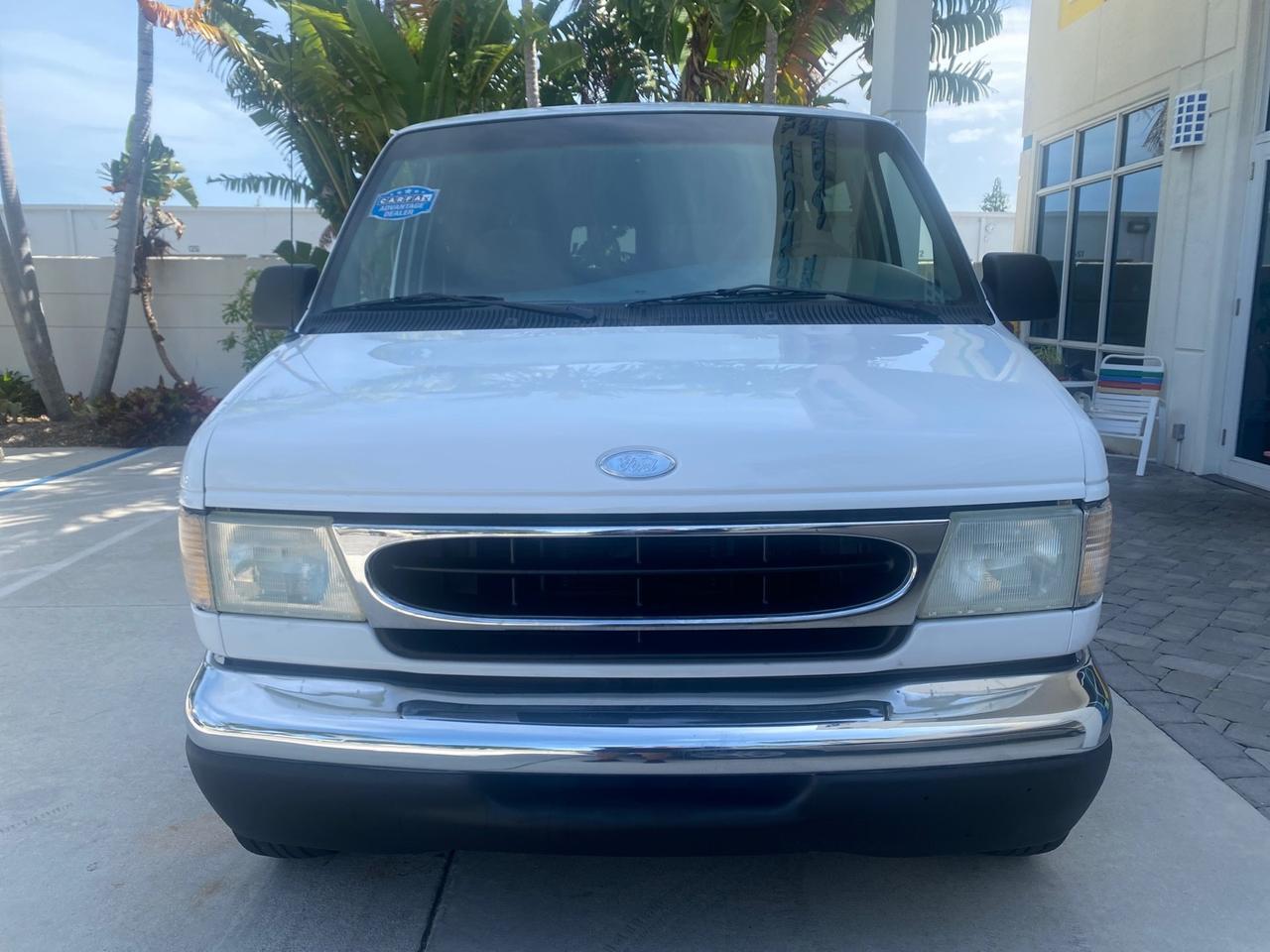 2002 Ford Econoline Wagon XLT 15 PASSENGER FLORIDA Pompano Beach FL