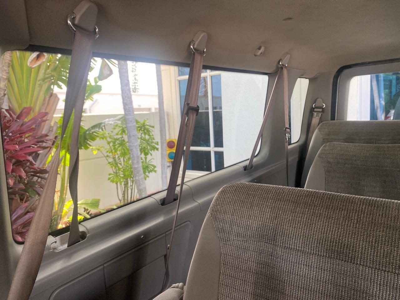 2002 Ford Econoline Wagon XLT 15 PASSENGER FLORIDA Pompano Beach FL