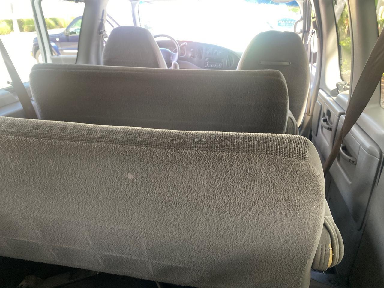 2002 Ford Econoline Wagon XLT 15 PASSENGER FLORIDA Pompano Beach FL