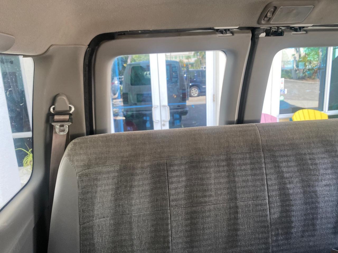 2002 Ford Econoline Wagon XLT 15 PASSENGER FLORIDA Pompano Beach FL