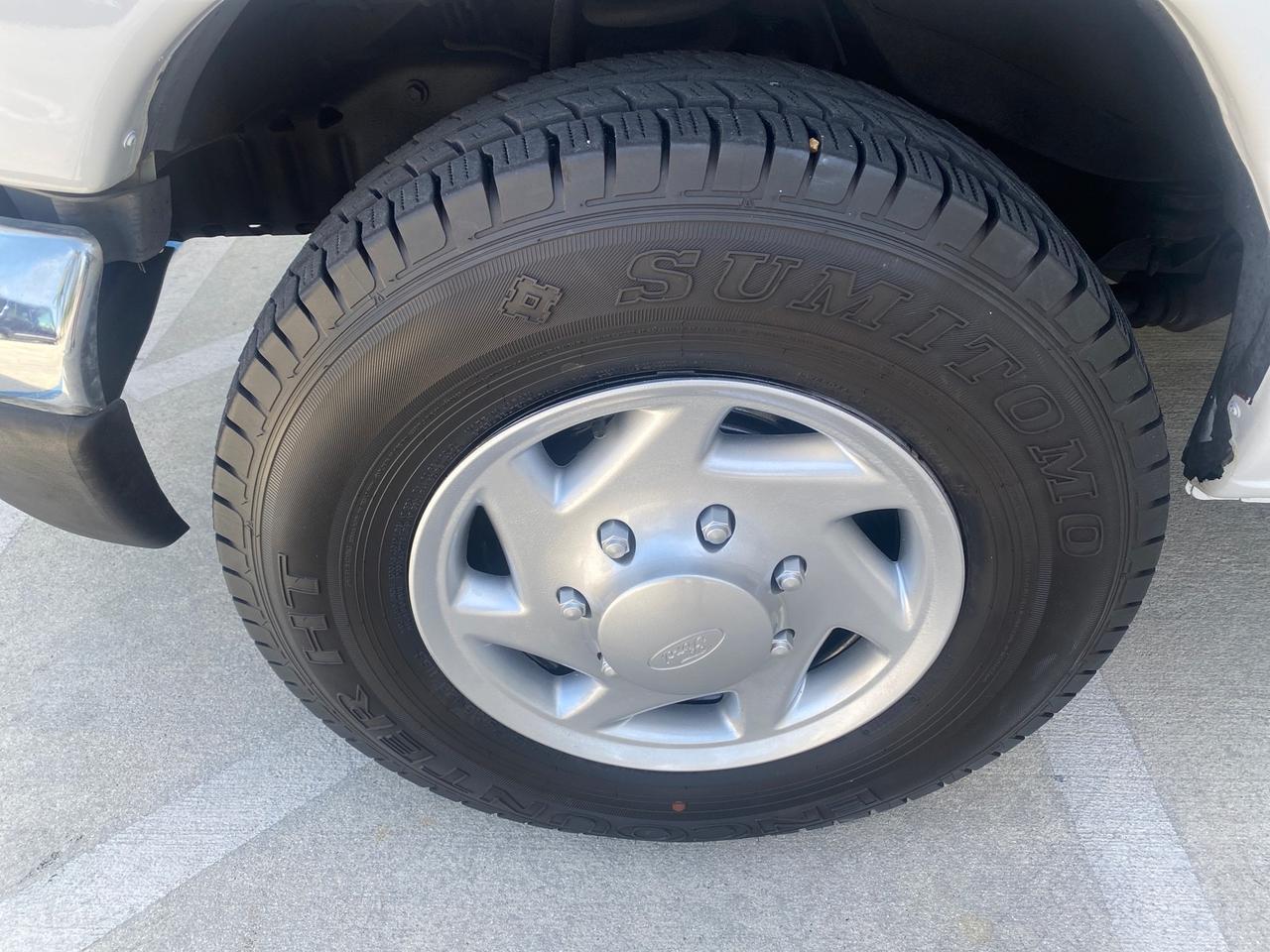 2002 Ford Econoline Wagon XLT 15 PASSENGER FLORIDA Pompano Beach FL