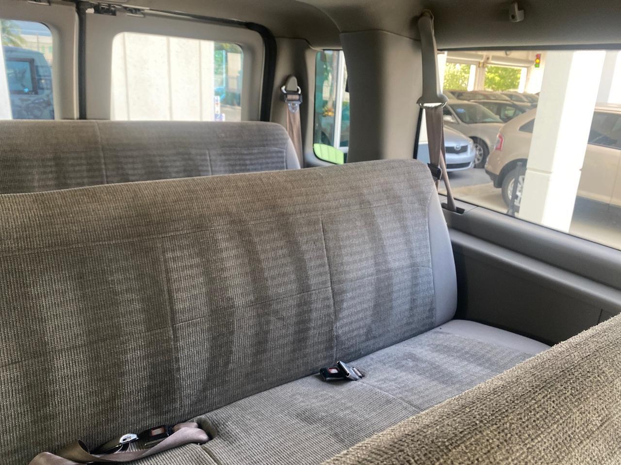 2002 Ford Econoline Wagon XLT 15 PASSENGER FLORIDA Pompano Beach FL