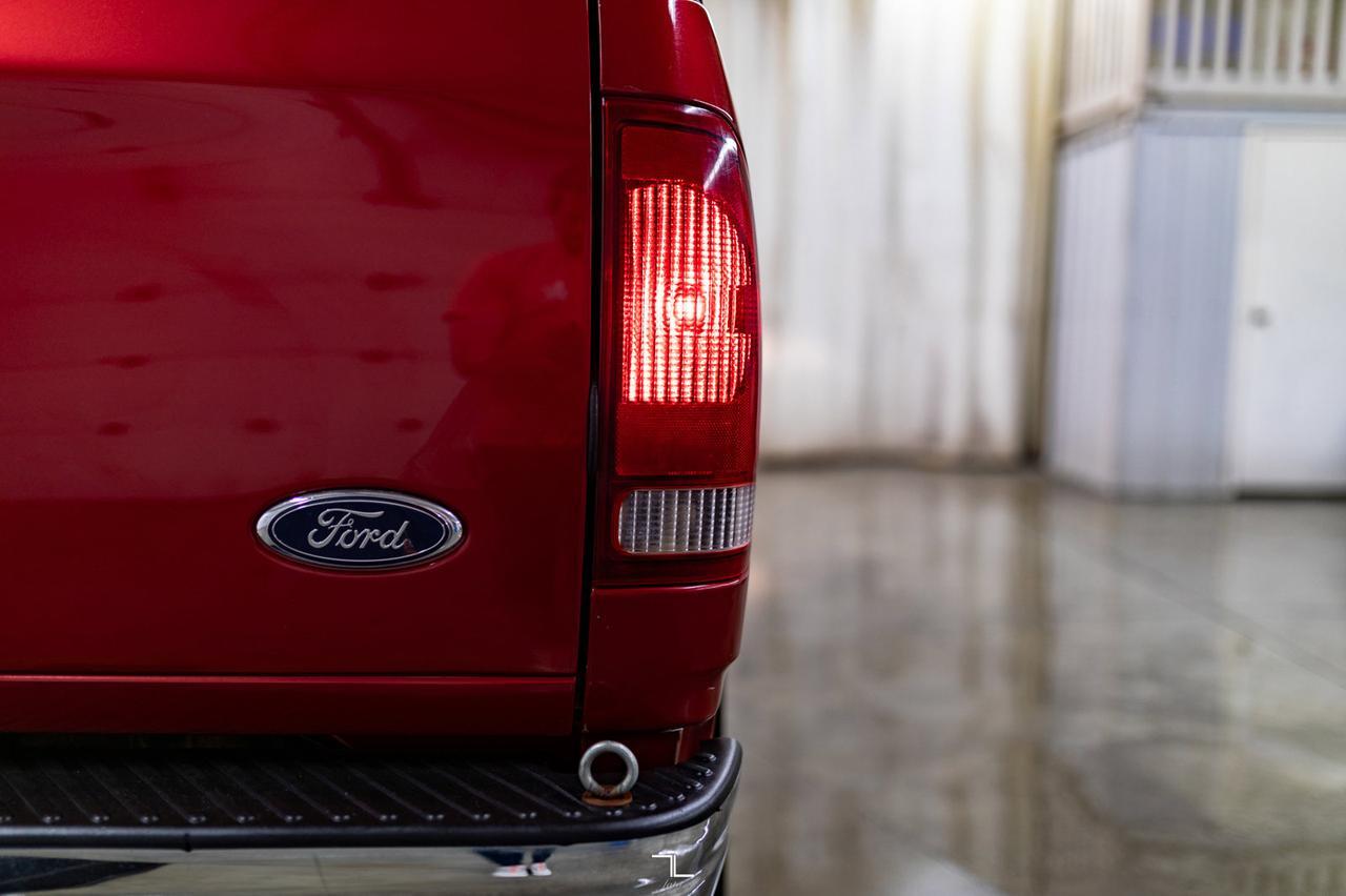 2002 Ford F-150 4x4 Super Cab XLT XTR Red Deer AB