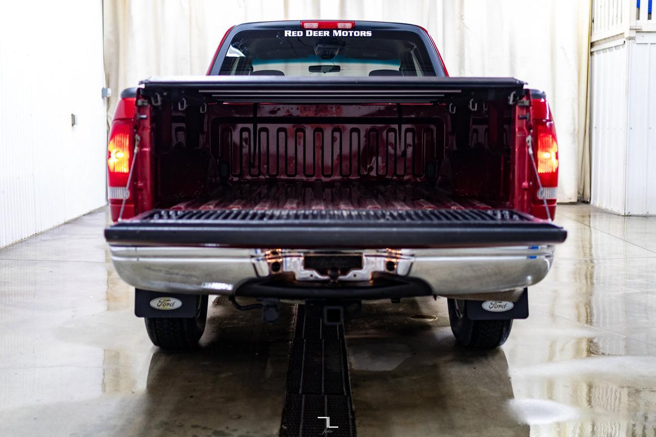 2002 Ford F-150 4x4 Super Cab XLT XTR Red Deer AB