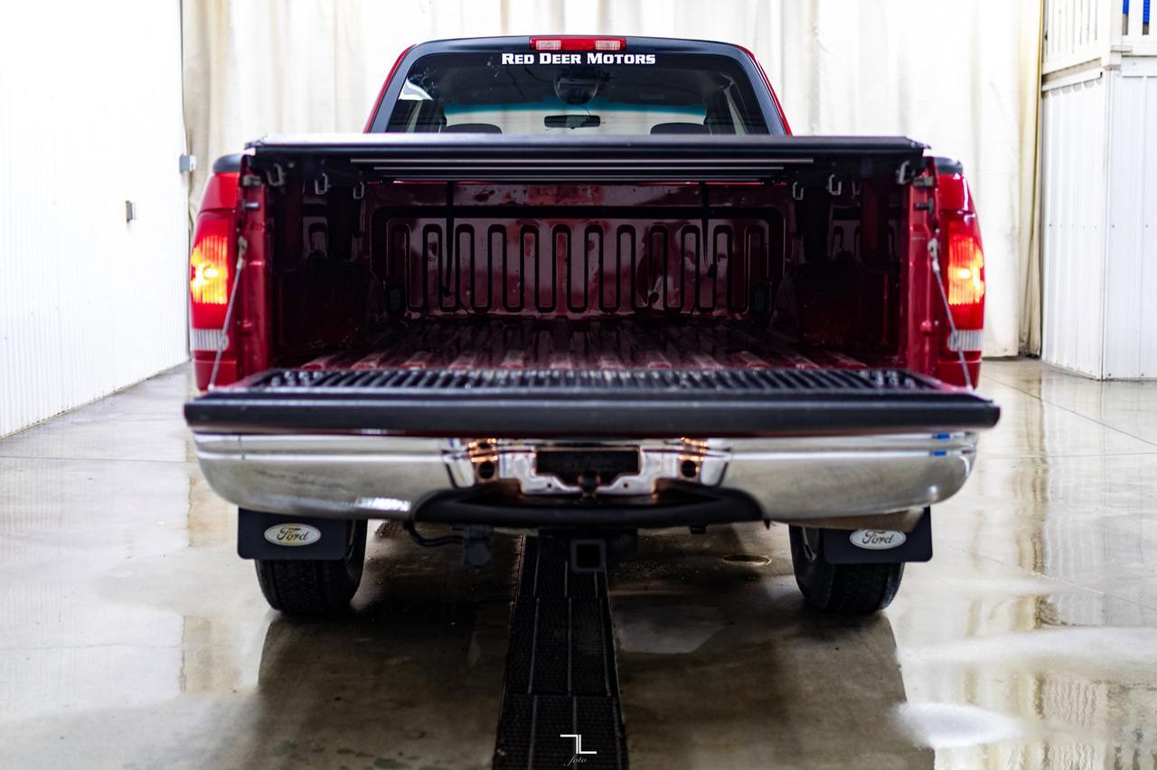 2002 Ford F-150 4x4 Super Cab XLT XTR Red Deer AB