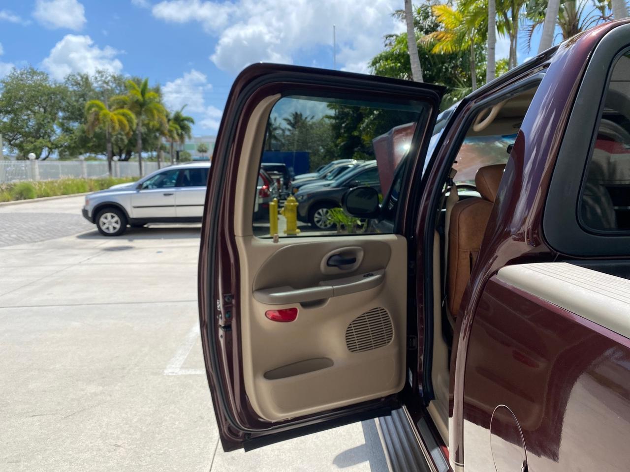 2002 Ford F-150 CREW CAB King Ranch LOW MILES 56,886 Pompano Beach FL