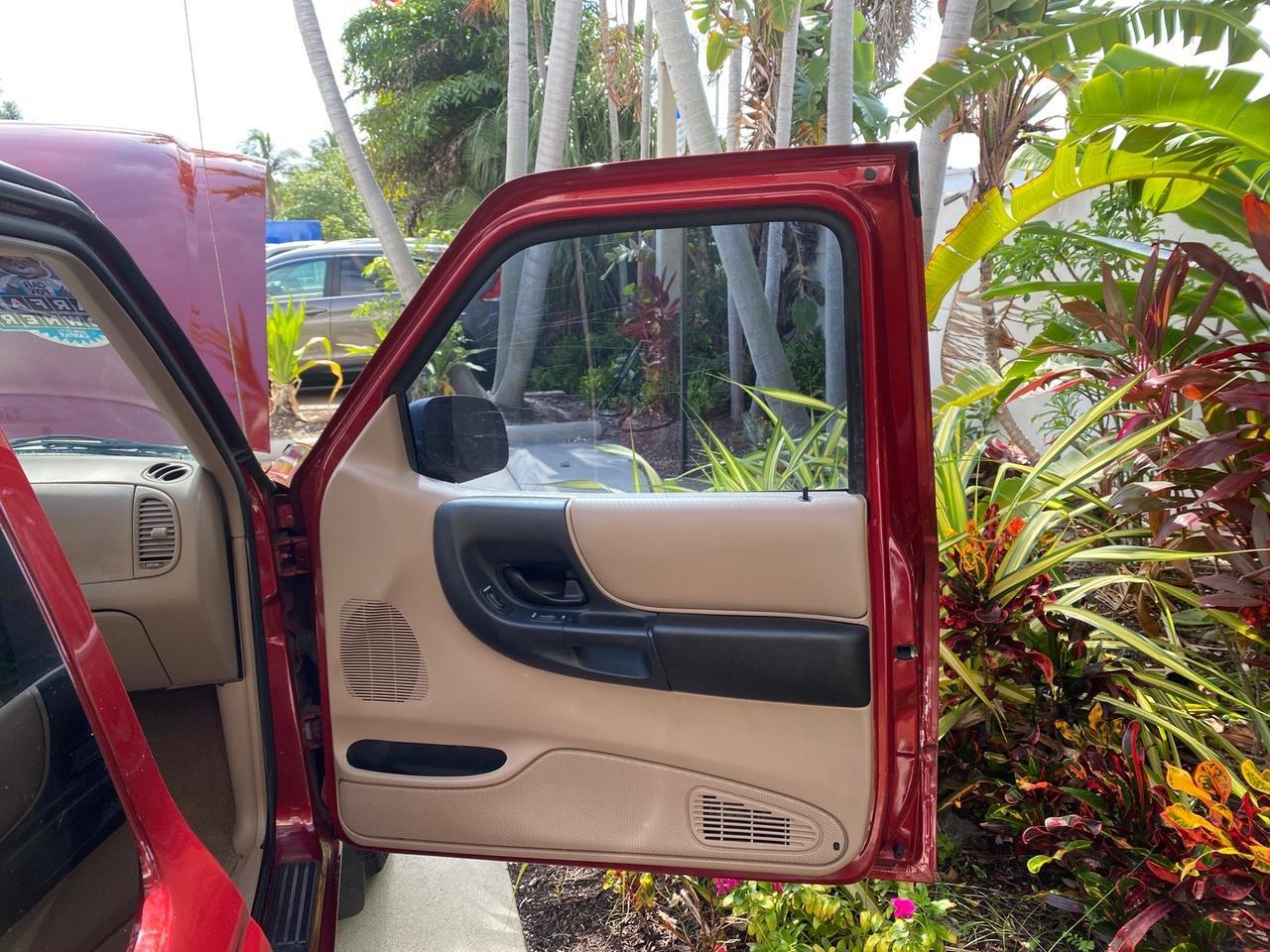 2002 Ford Ranger XLT LOW MILES 58,532 1 OWNER Pompano Beach FL